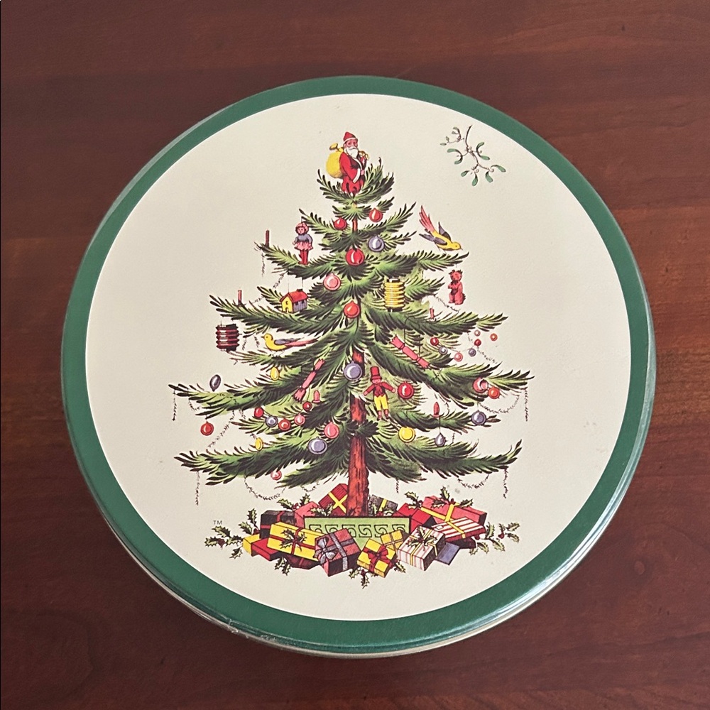 Spode Christmas tree tin made for Hallmark